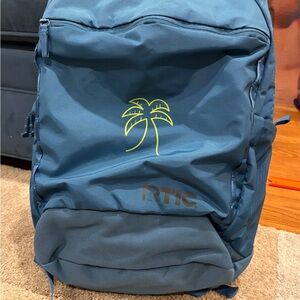RTIC Men's Blue Palm Logo Road Trip Backpack - New with tags